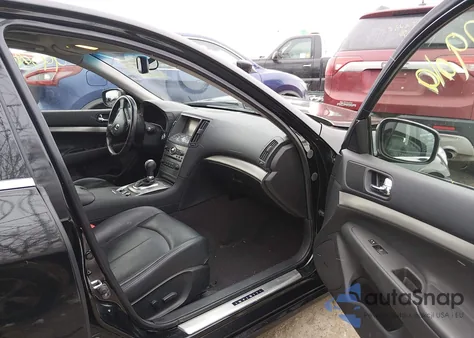 2015 Infiniti Q40 z USA, uszkodzony, nr VIN JN1CV6AR7FM523311